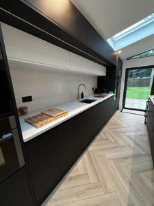 GD Gola PM Black White 4