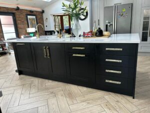 GD Purbeck Stone Black 16